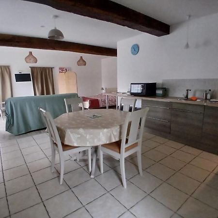Gite Blonimael Vendrennes Luaran gambar