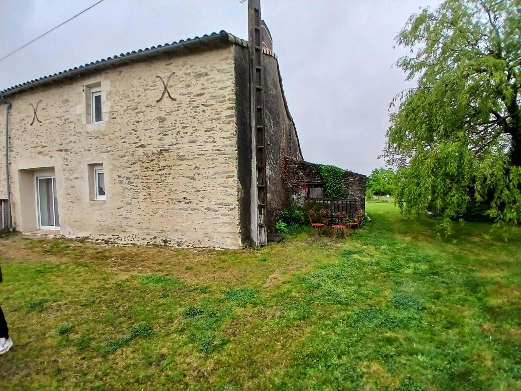 Gite Blonimael Vendrennes Luaran gambar