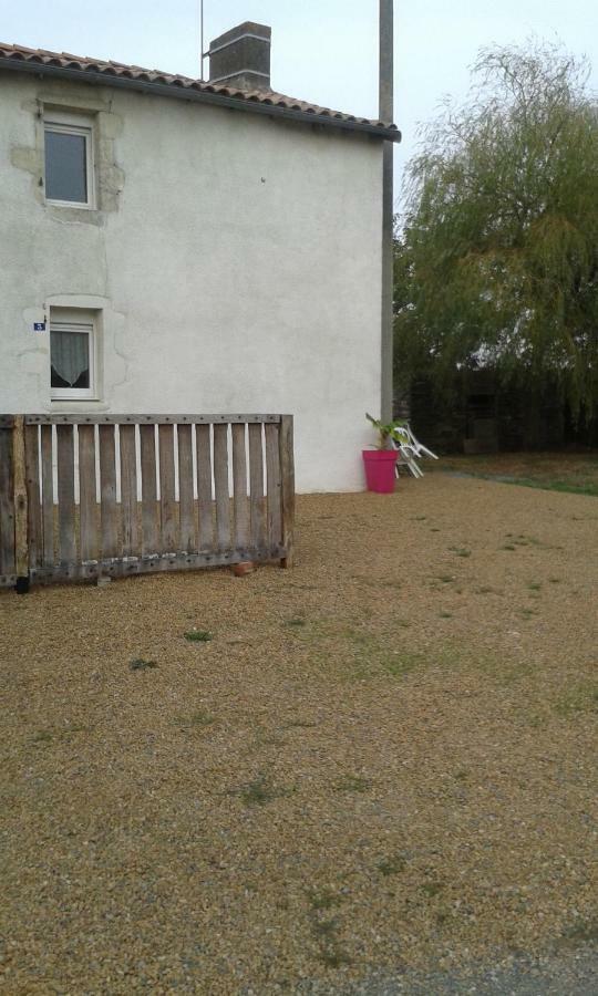 Gite Blonimael Vendrennes Luaran gambar